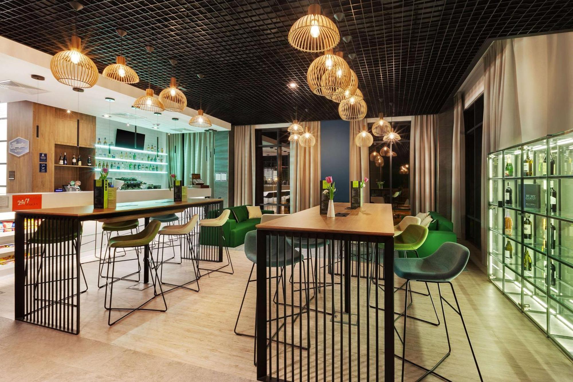 Hampton By Hilton Готель